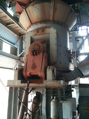 6-80t / T آلة إزالة الكبريت من مطحنة الحجر الجيري العمودية مع 325 شبكة